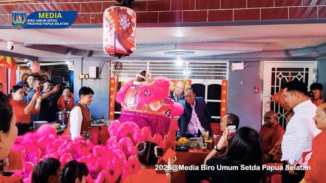 Rayakan Imlek Bersama Warga, Gubernur Papua Selatan Apresiasi Kerukunan di Bumi Anim Ha