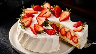 Der perfekte, luxuriöse Erdbeerkuchen! Niemand wird glauben, dass er selbstgemacht ist!