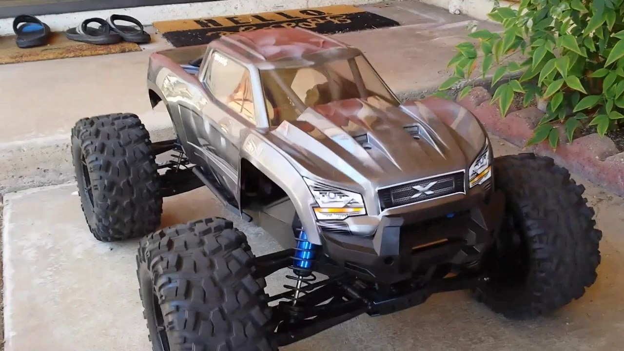 Traxxas XMAXX pros and cons