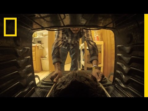 Moving Meat - Deleted Scene | Life Below Zero
