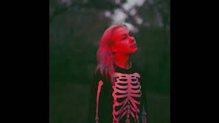 Phoebe Bridgers - Garden Song