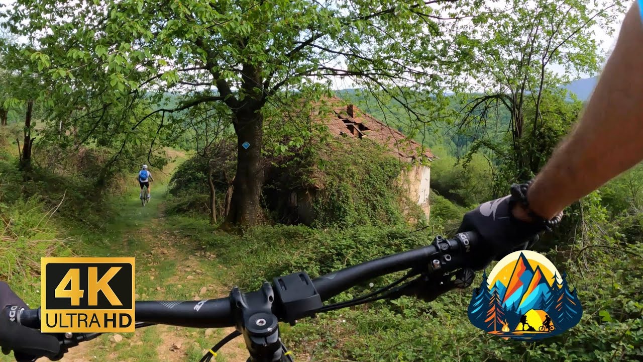 Biciklom kroz sjene napuštenog sela \ Cycling the shadows of abandoned village