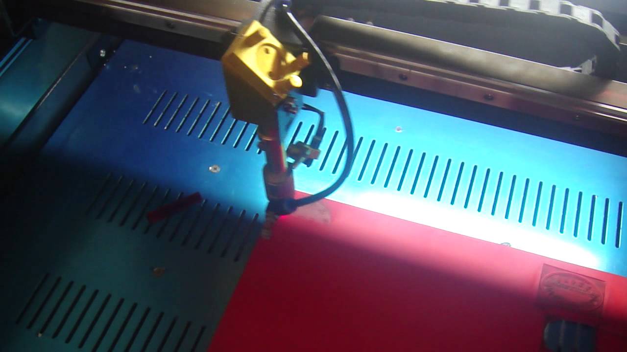 Laser engraving a rubber similar to the one used in promotional basketballs