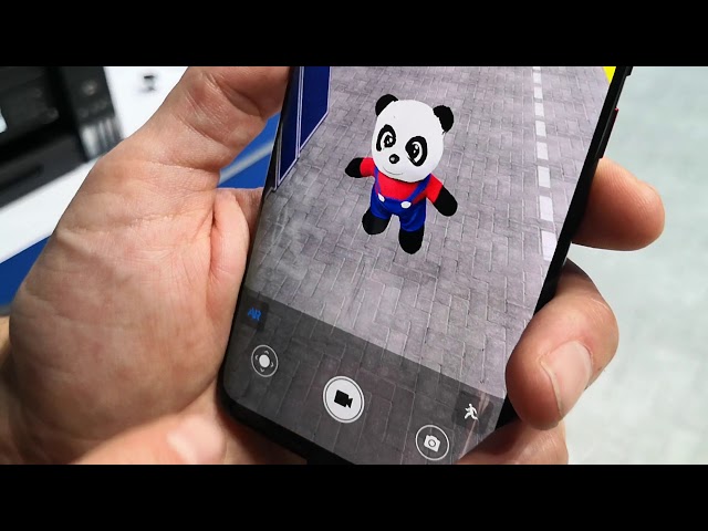 Huawei Mate 20 Pro 3D scanning camera | 3D Live Emoji Panda - YouTube