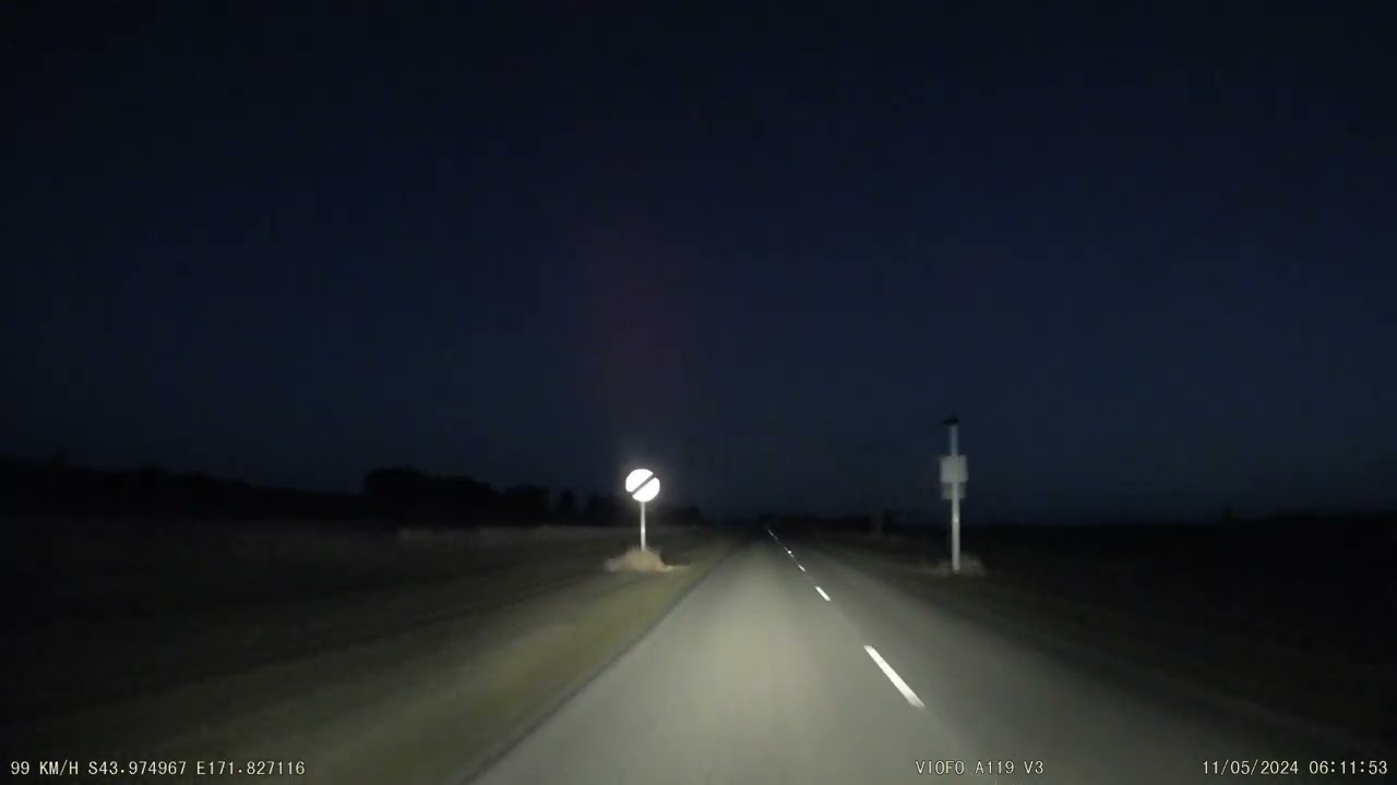 Driving to the aurora, Wakanui beach 11/05/24