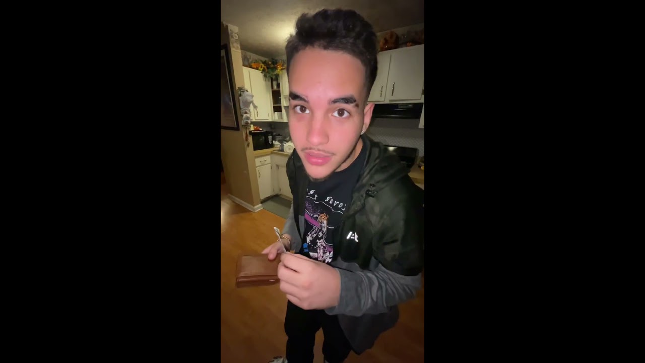 1 Wallet 5 Voices Shorts Viral