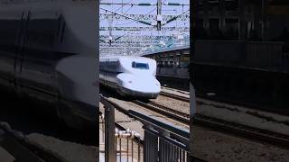 230409_050_S 小田原駅を通過する東海道新幹線N700系 X31編成(N700a)