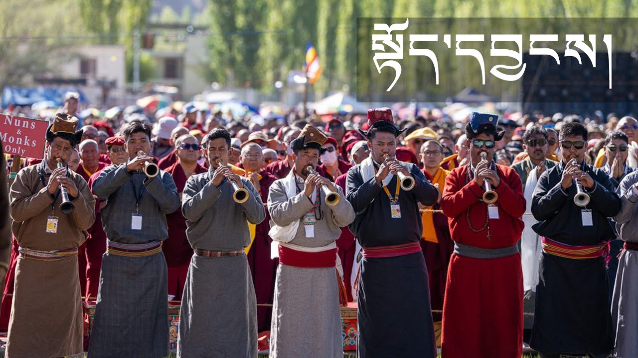 Lhadakhi artist offering a song to HHDL 2025. ￼