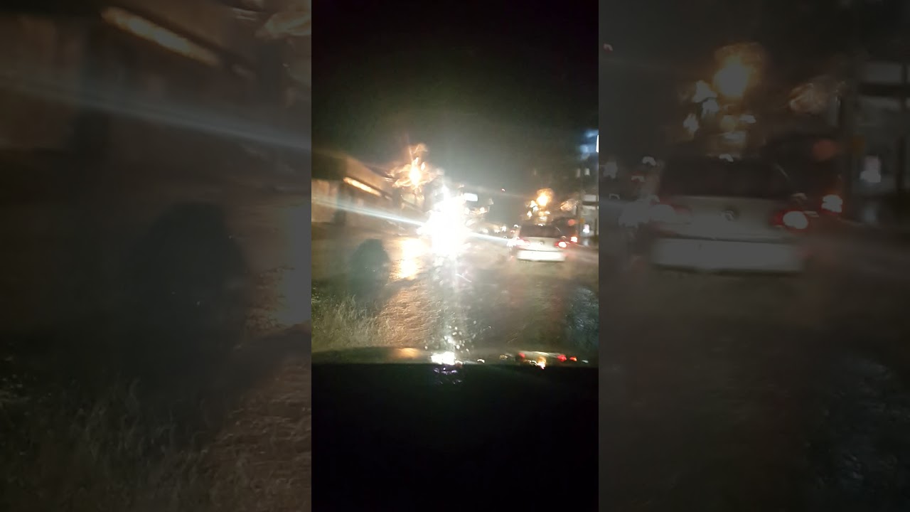Manejando de noche, bajo la Lluvia, Tegucigalpa - YouTube
