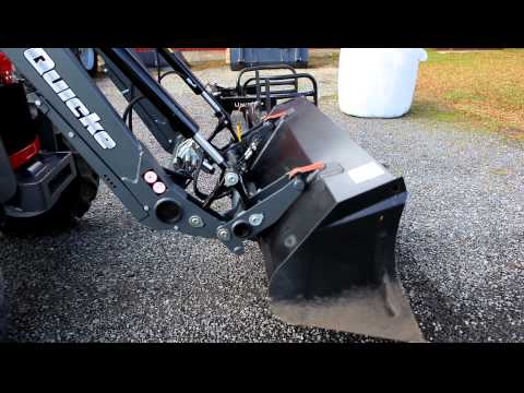 Quicke 200 - Simple implement attachment for front loaders