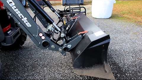 Quicke 200 - Simple implement attachment for front loaders