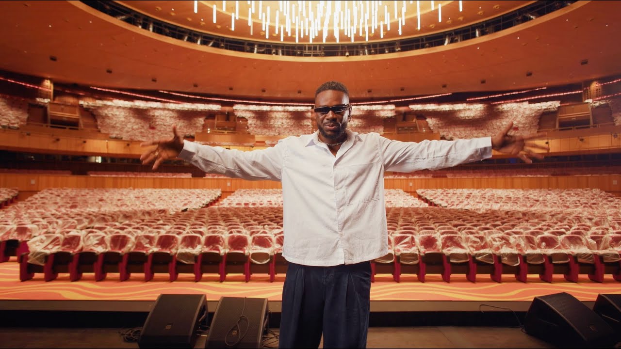 Adekunle Gold - Orchestra Show National Theatre, Lagos