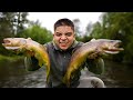 PESCA Y COCINA RUSTICA a la  PIEDRA de estas HERMOSAS TRUCHAS en el RIO ! Junto a Nacho Sueños  !