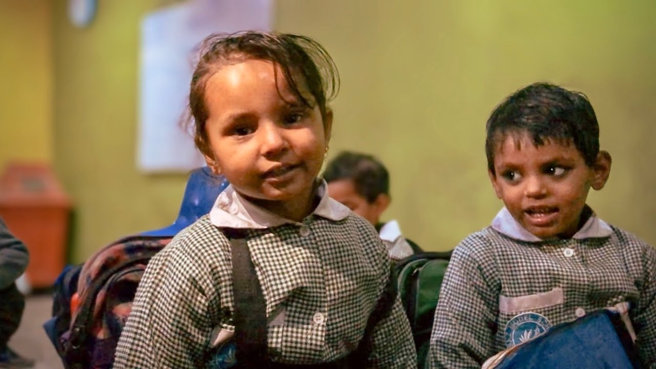 Documentary on Poverty in Pakistan | An Opportunity for Kids to Learn Free