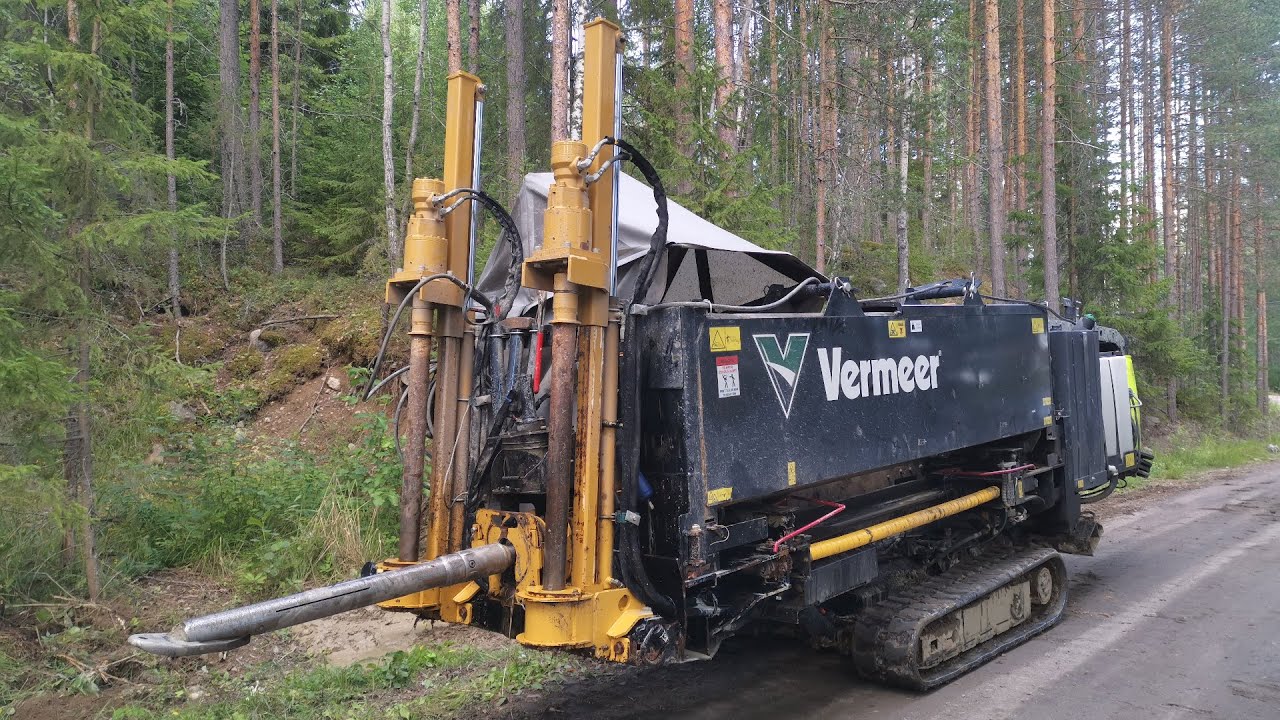 Horizontal directional drilling Installing cables under the road