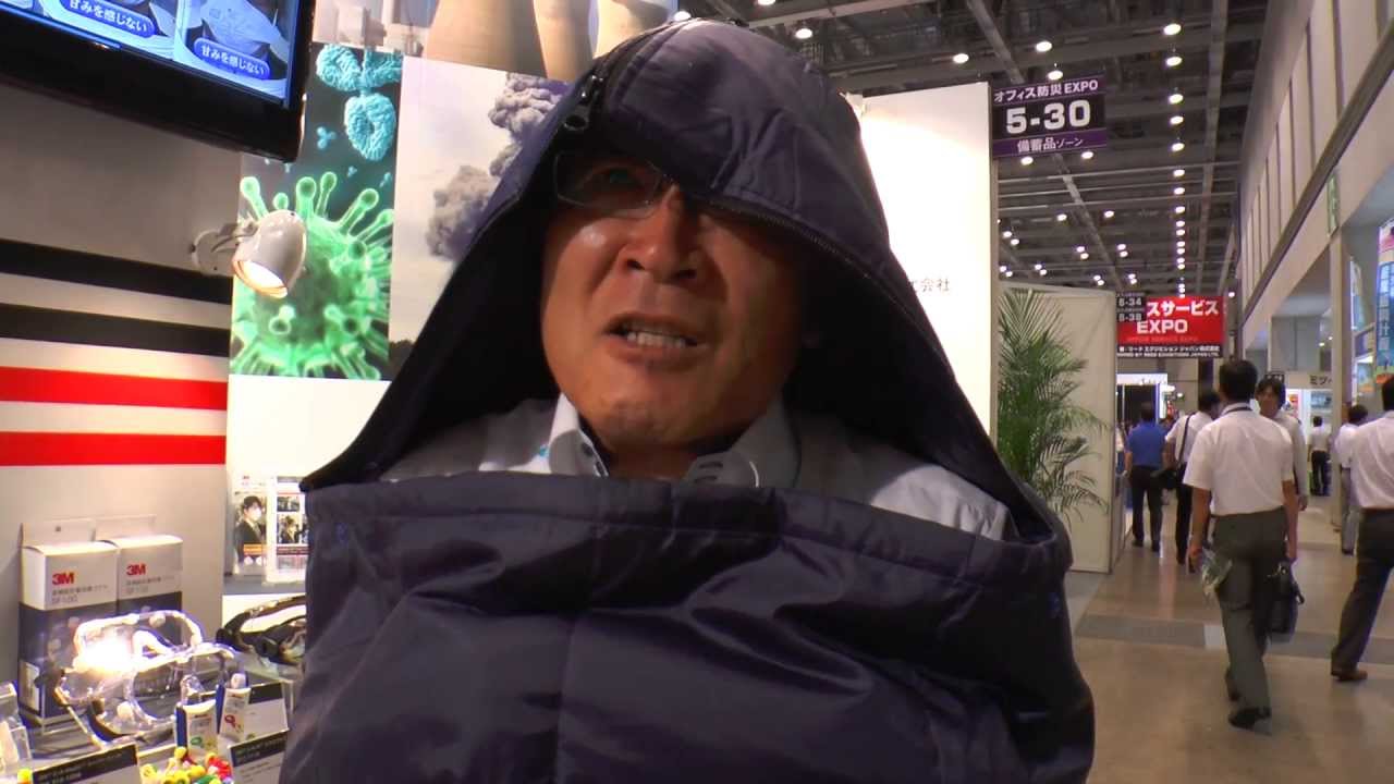 オフィス防災 EXPO 2013：3M「オフィス災害用コンパクト寝袋」「LED