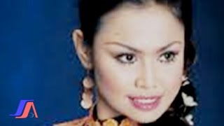 Hesty Damara - Cinta Bercabang