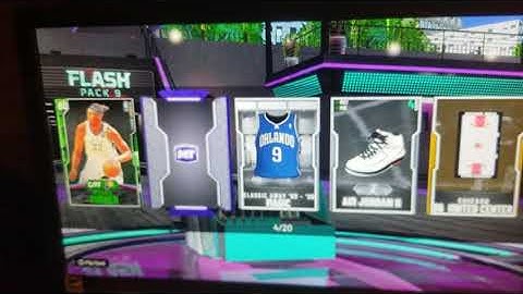 Nba2k20 MyTeam GliTcHeD Galaxy Opal Kristaps Porzingis