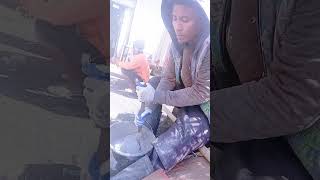 Jadi Kuli Bangunan Itu Tidak Usah Malu Yang Penting Jajan Anak Istri Tercukupi cover