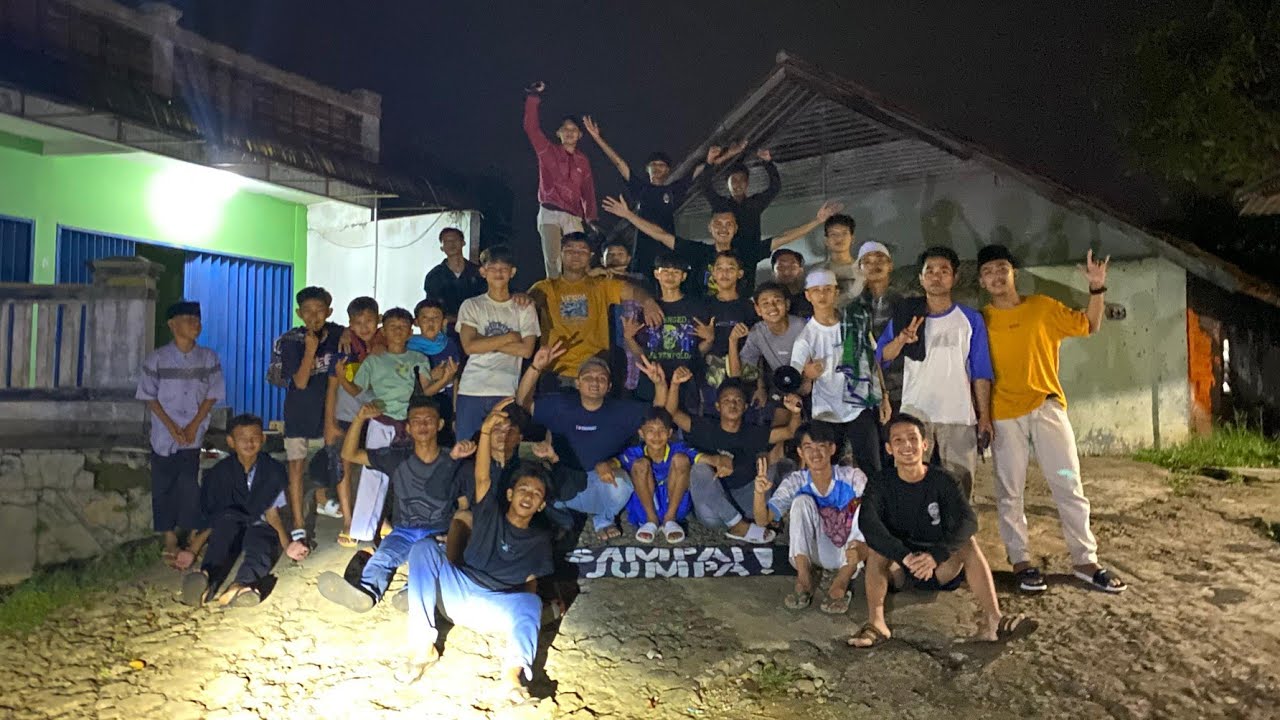 DI PUASA TERAKHIR KITA BANGUNIN SAHUR KELILING DESA