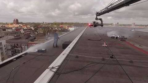 Egripment TDT 30ft modular crane with Flighthead Mini 3 on the roof!