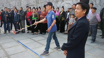 #YouTube| Ném còn - Trò chơi khó nhằn đặc sản của đồng bào dân tộc Thái Tây Bắc