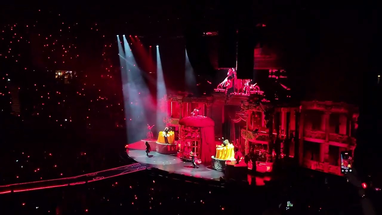 Lady Gaga - Bloody Mary, Abracadabra @ Kia Forum 8-1-2025