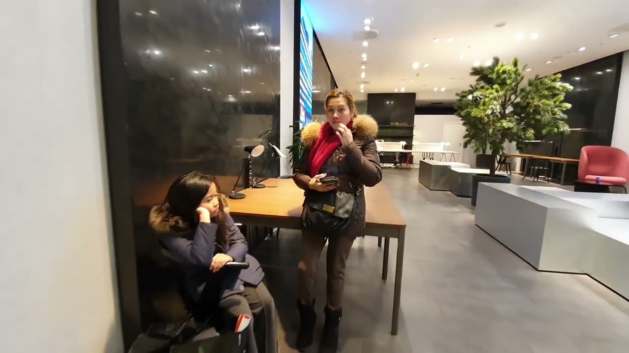 Walking tour | Kista Gallerian vs. Mall of Scandinavian | Stockholm- vlog 26