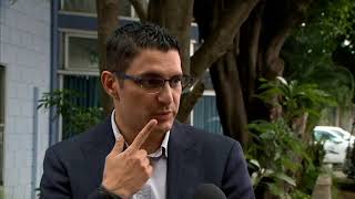 Pies y de ministerio manos