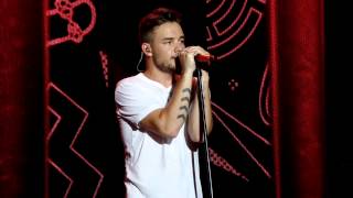 Liam's solo in Through The Dark (On The Road Again Tour - 8/18/15)