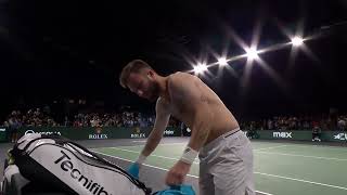 Corentin Moutet shirtless in Paris Bercy