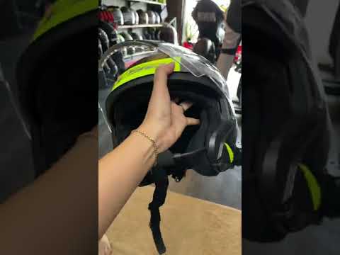 Video Cardo gắn mũ 3/4 có bị gió lùa vô không ta?? #short, #cardo. - youtube
