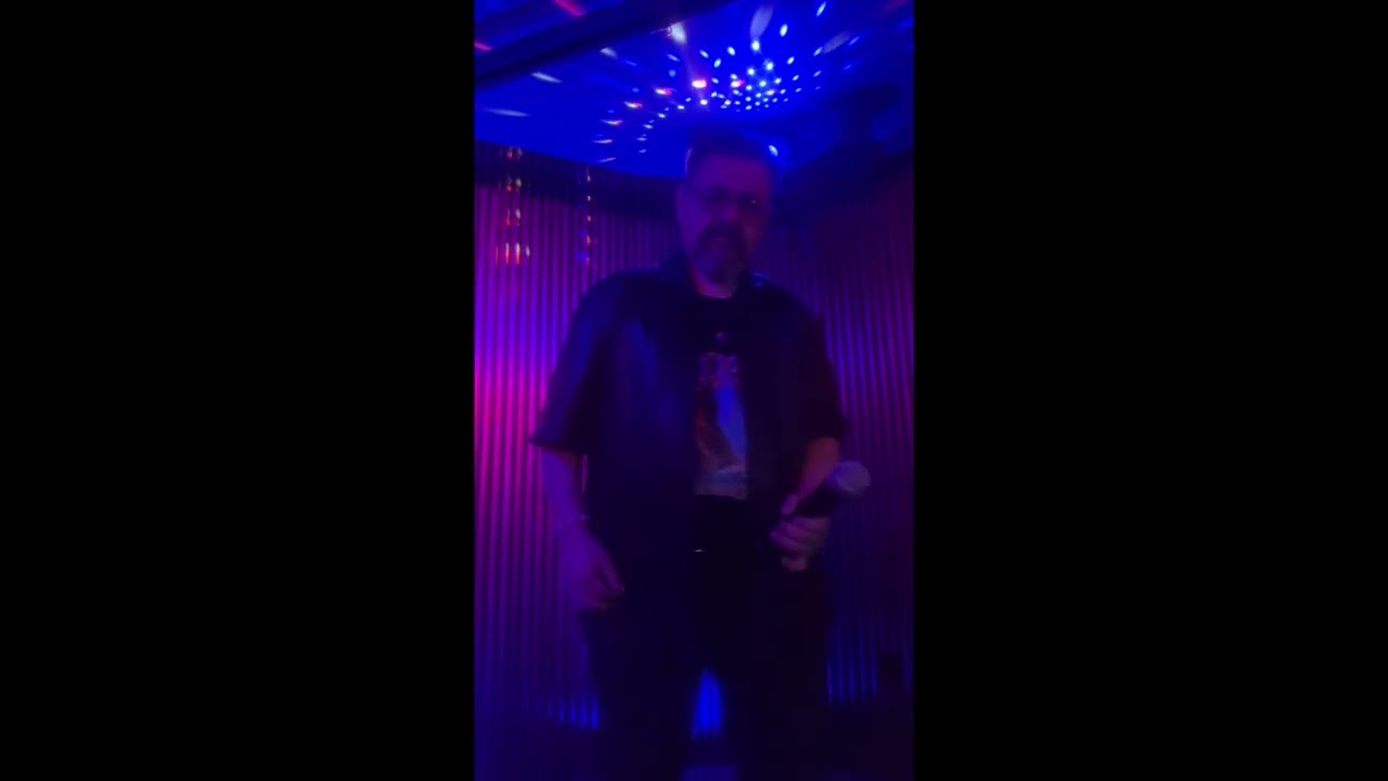 "Silent Lucidity" karaoke cover of Queensrÿche by ^v^Devious^v^