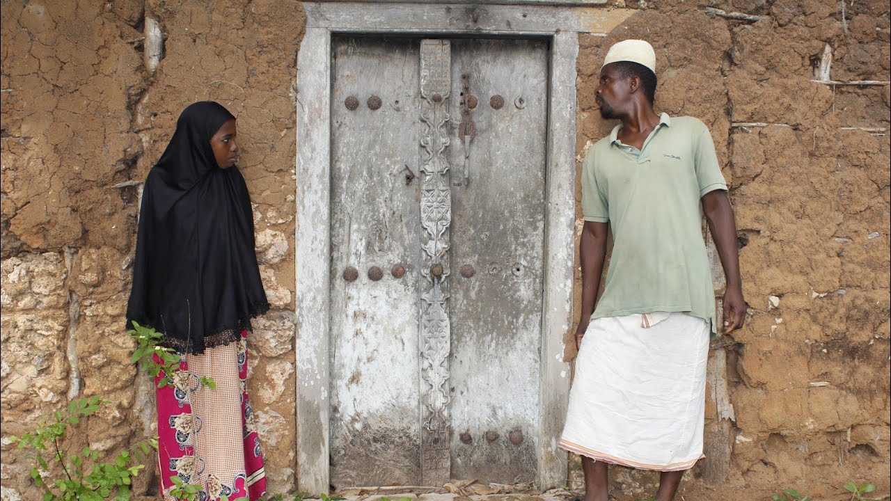 TAPELI AUMBUKA_ Anti Yuu ambaini _hii lazima ucheke