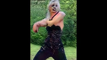 Pose conditioned dance generation using StyleGAN