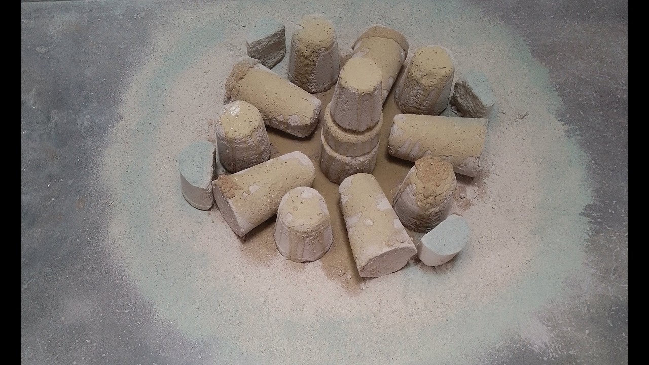 DEDICATED TO ❤️@MadihaCrumblingAsmr ❤️ YELLOW MUD DRY CRUMBLING ON FLOOR 🌪️🫶 #asmr