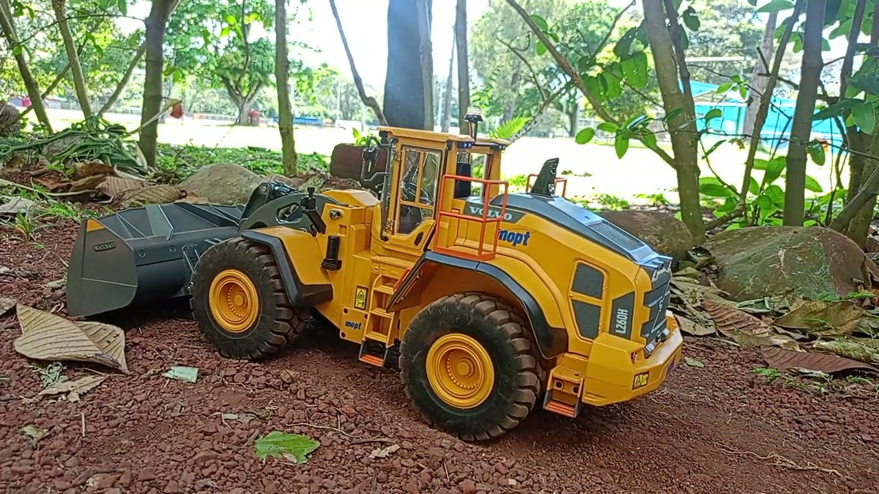 Domingo de trabajo con la maquinaria RC