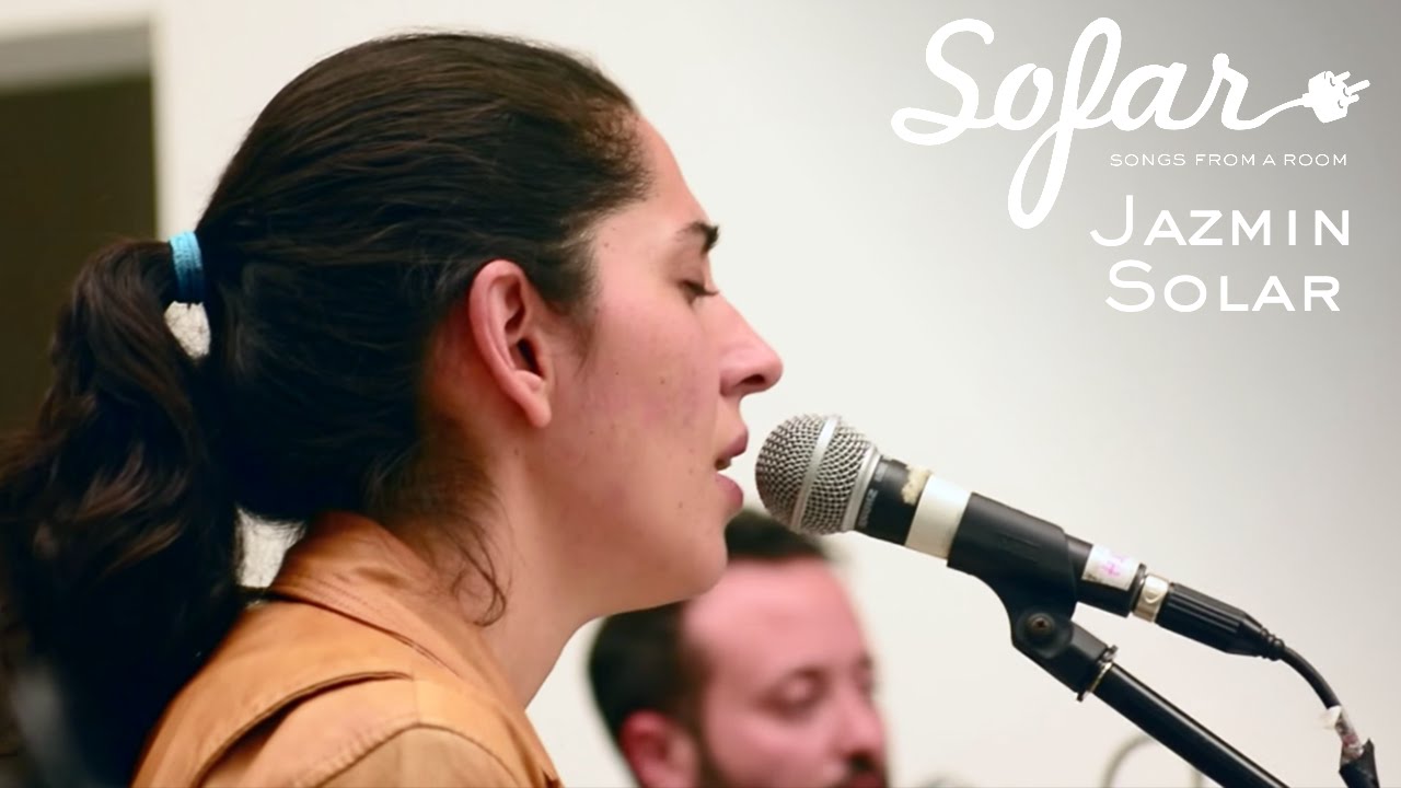 Jazmín Solar - Voy Buscando Más | Sofar Mexico City
