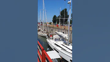 ??? Vlissingen Netherlands ???? Sluicebox @TravelwithHugoF  #boatlock #sluicebox #sluice #sluis