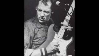 Video thumbnail of "Dire Straits - Expresso Love (Hammersmith Odeon, London 1985)"