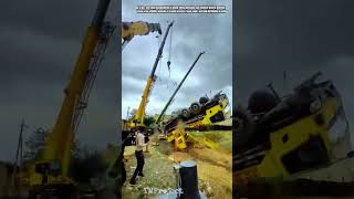 Extreme Crane Lifting Failure : Dangerous Heavy Machine Collapse