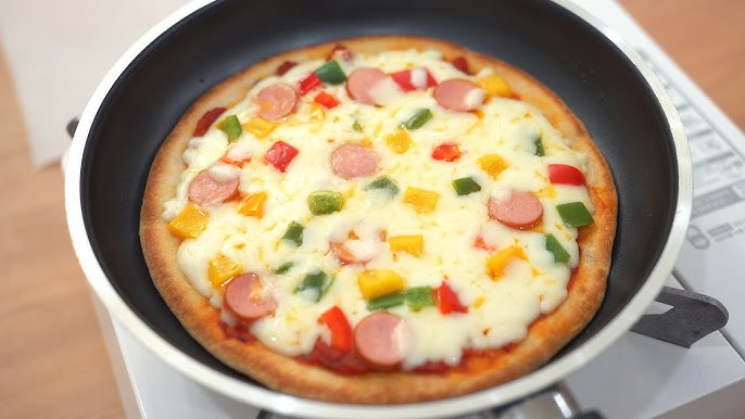 EASY Pan Pizza In 3 STEPS! How to make pizza in a pan