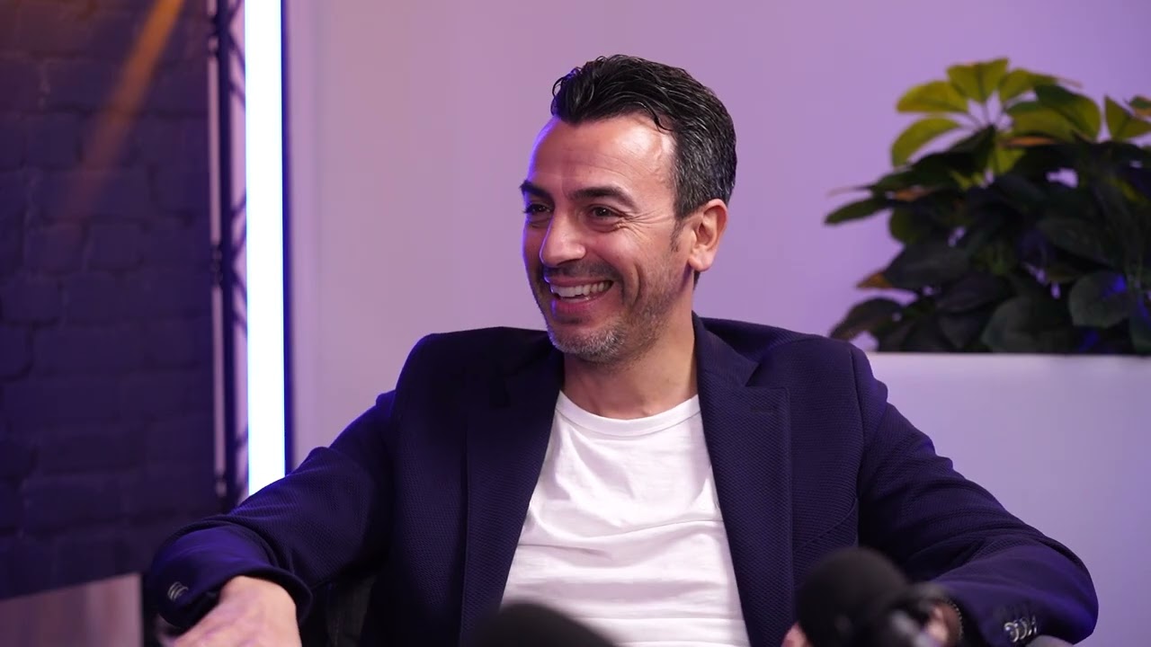 Autoironici Terza Puntata | Un viaggio nel MONDO DELLO SPETTACOLO in compagnia di SERGIO ASSISI