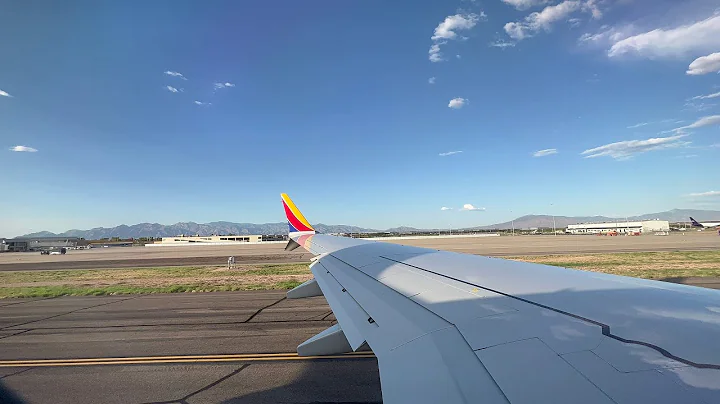 [4K] - Slow Departure In Tucson - Southwest Airlines - TUS-DEN - Boeing 737-8 MAX - N8891Q - WN3722