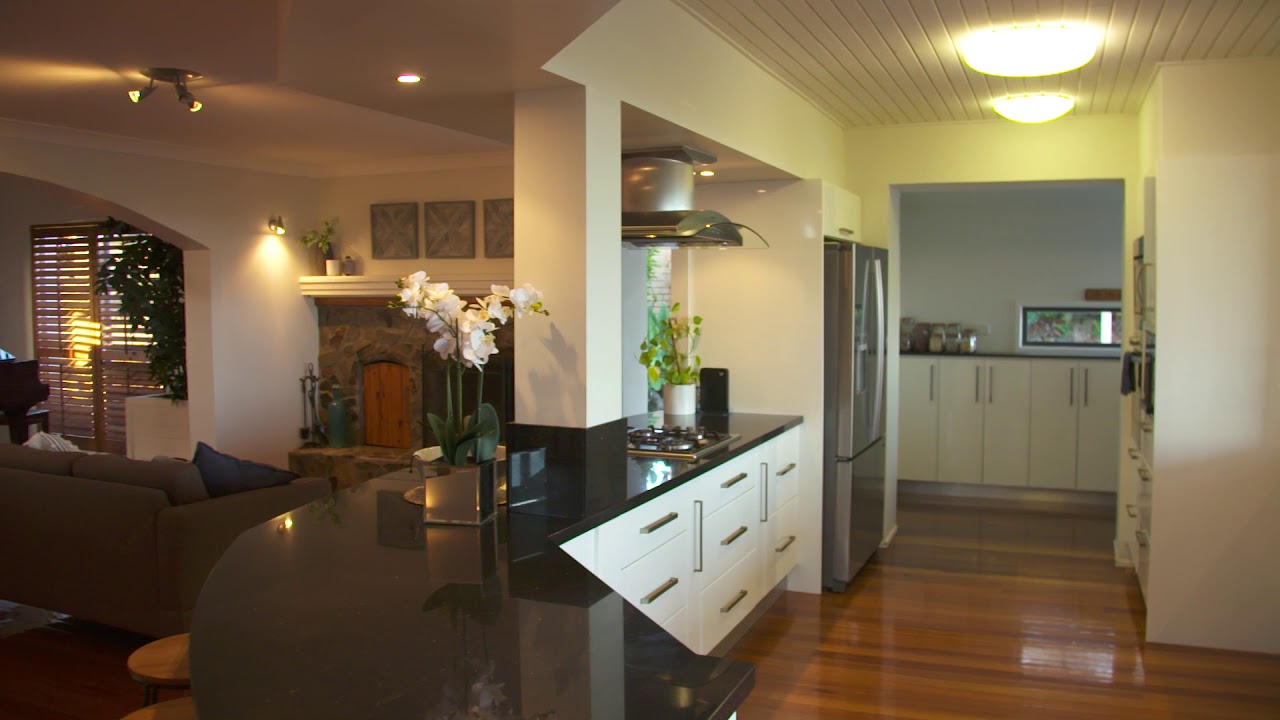 15 Bob Barnard Drive, Tugun YouTube