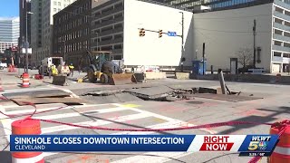 Large sinkhole closes intersection in downtown Cleveland