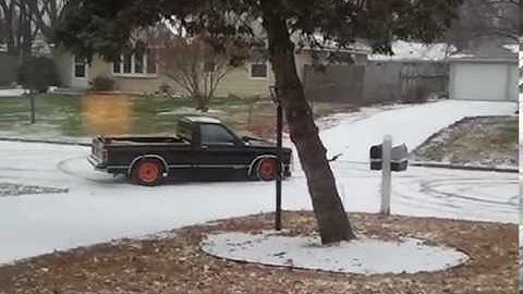 Rons V8 s-10 donuts