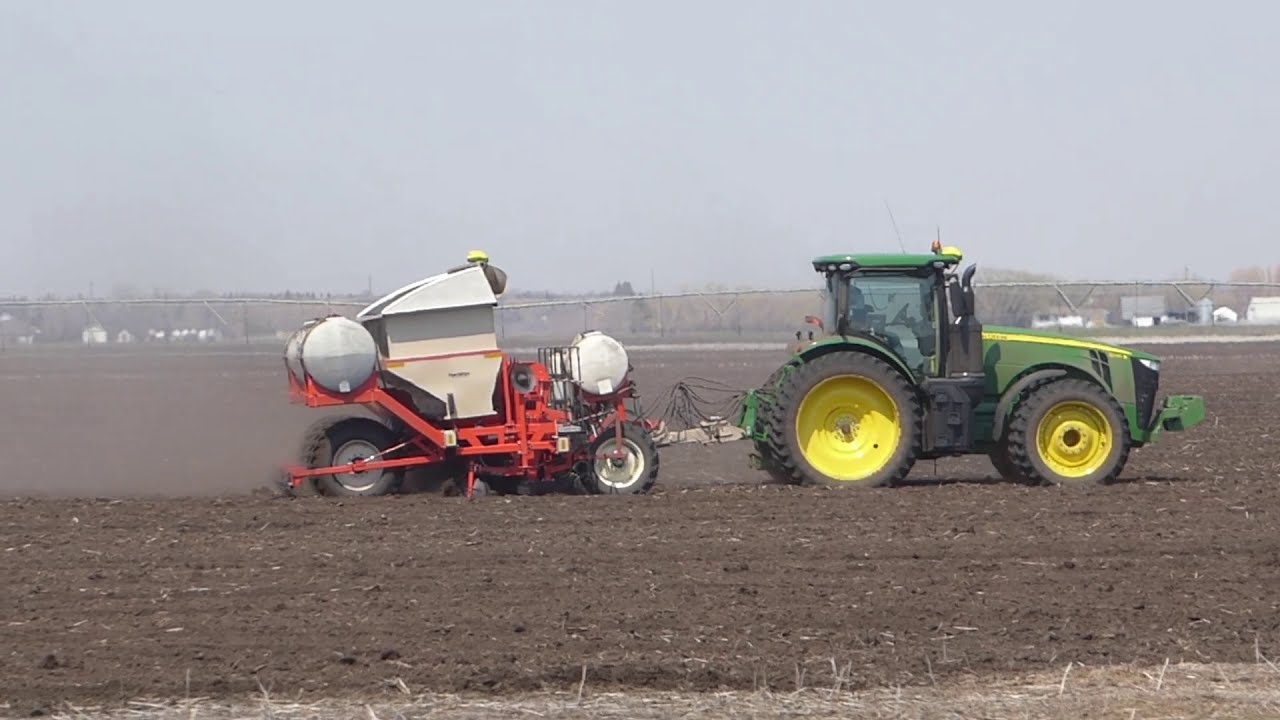 Potato Planting in Manitoba 2020 05 12