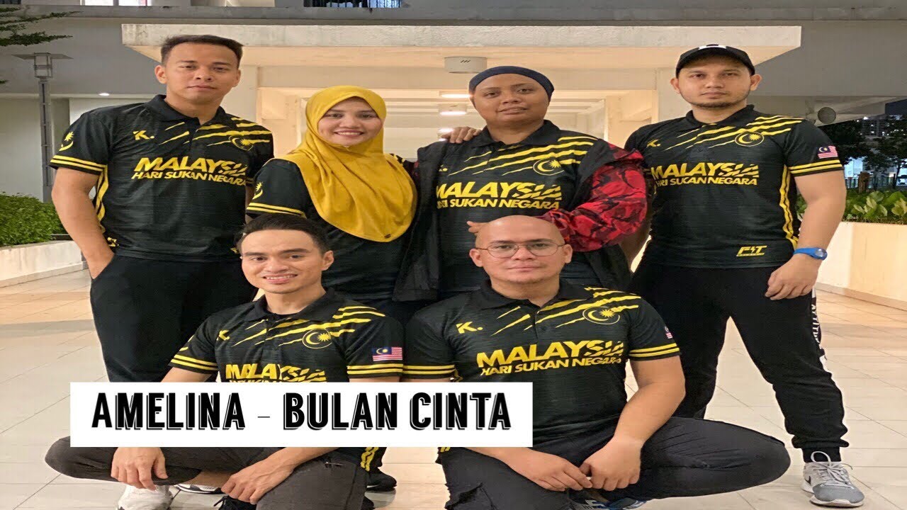 TeacheRobik - Bulan Cinta by Amelina