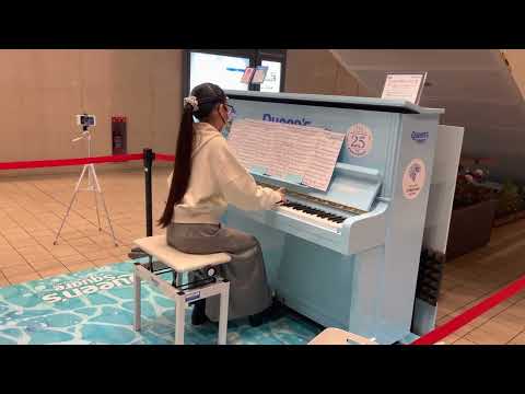 ストリートピアノ🎹　みなとみらい⚓　ピアノ♬　クイーンズスクエア横浜　King Gnu【劇場版 呪術廻戦0】「逆夢」- チーム　⑅mai camarade⑅（マイ　キャマラッド）